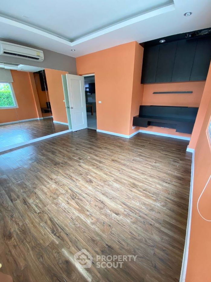 รูป บ้าน 5-ห้องนอน ที่ วิลล่า นครินทร์ อ่อนนุช-วงแหวน ใกล้ ท่าอากาศยานสุวรรณภูมิ (ID 1308477) - รูปที่ 29/41