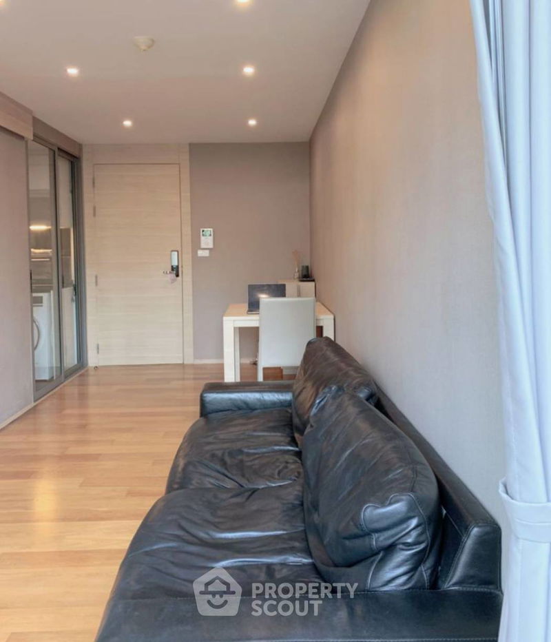 picture 1-BR Condo at Klass Silom near BTS Chong Nonsi (ID 2143990) - 2/7