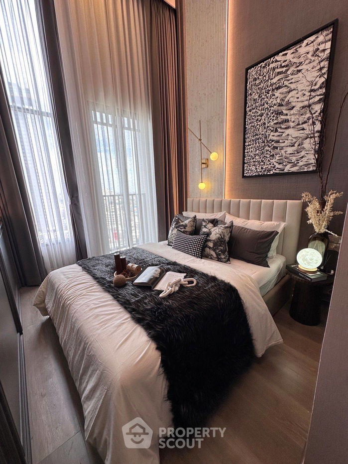 picture 2-BR Condo at SOHO Bangkok Ratchada near MRT Huai Khwang (ID 1822199) - 3/7