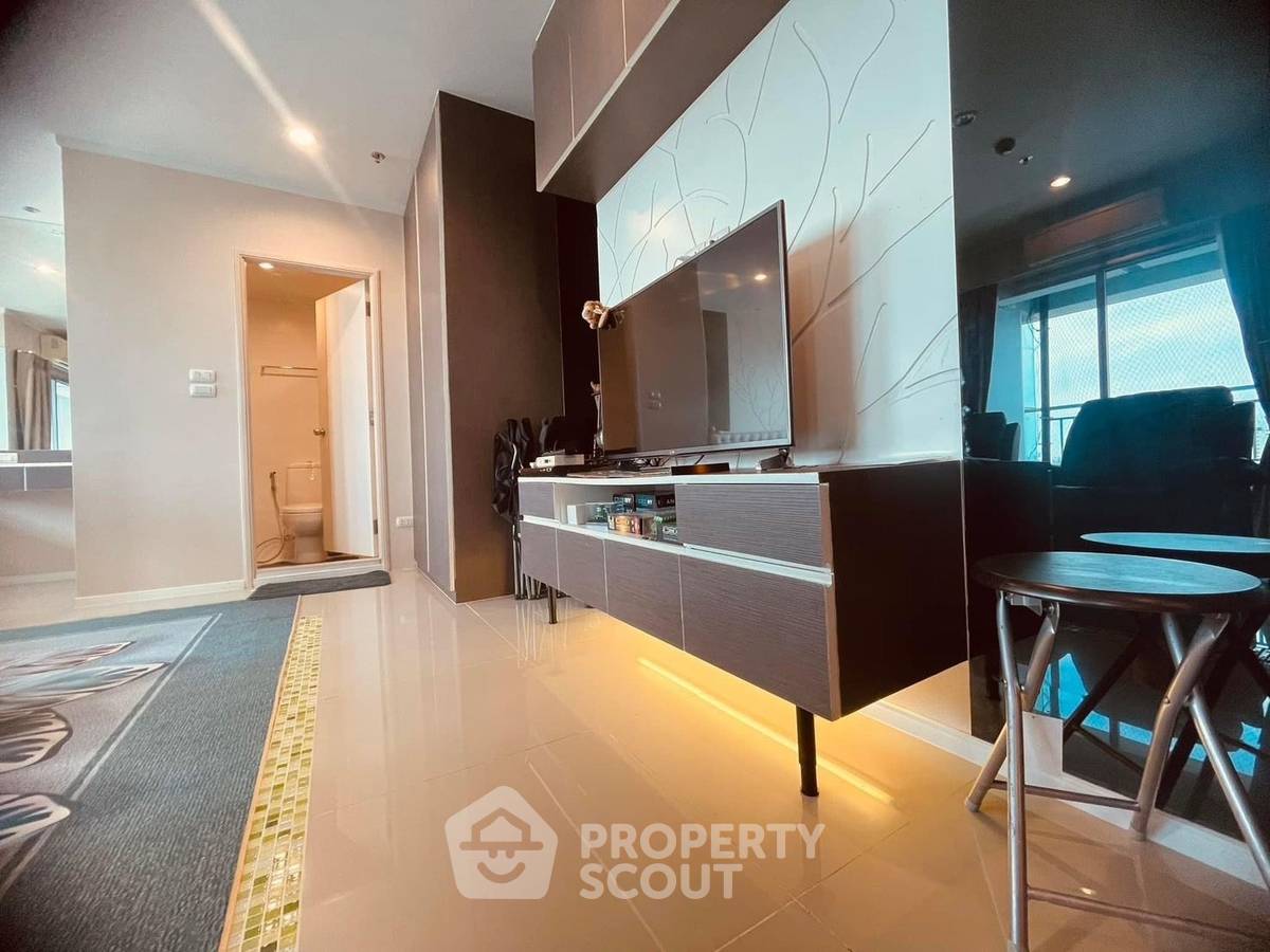 picture 2-BR Condo at Lumpini Seaview Jomtien close to Jomtien Beach (ID 1756427) - 5/27