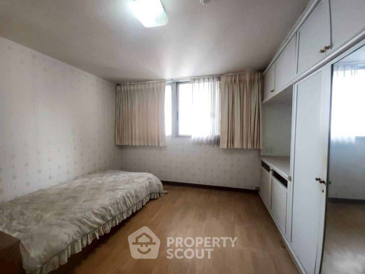 picture 3-BR Condo at Tai Ping Towers Sukhumvit 63 near ARL Ramkhamhaeng (ID 2228878) - 12/18