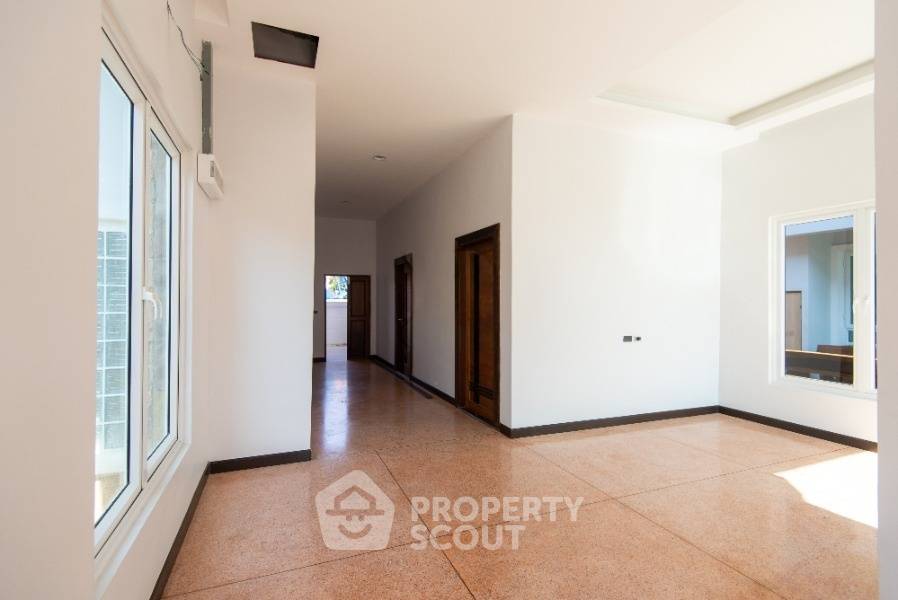 รูป บ้าน 7-ห้องนอน ใน บางบัวทอง (ID 2231031) - รูปที่ 30/37