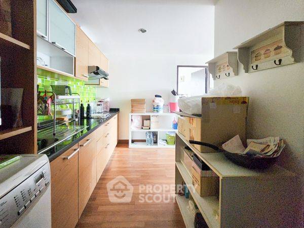 picture 2-BR Condo at Baan Samsen Condominium near MRT Bang O (ID 2129509) - 2/15