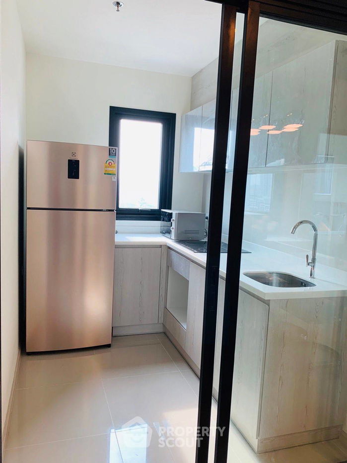picture 2-BR Condo at Life Asoke near ARL Makkasan (ID 675344) - 12/19