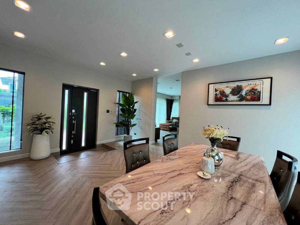 รูป บ้าน 4-ห้องนอน ใน คลองสองต้นนุ่น (ID 2056877) - รูปที่ 4/37