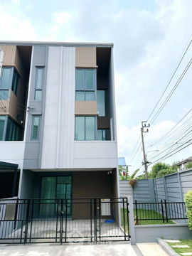 3-BR Townhouse at Baan Klang Muang Suksawat in Bang Phueng (ID 1790609)