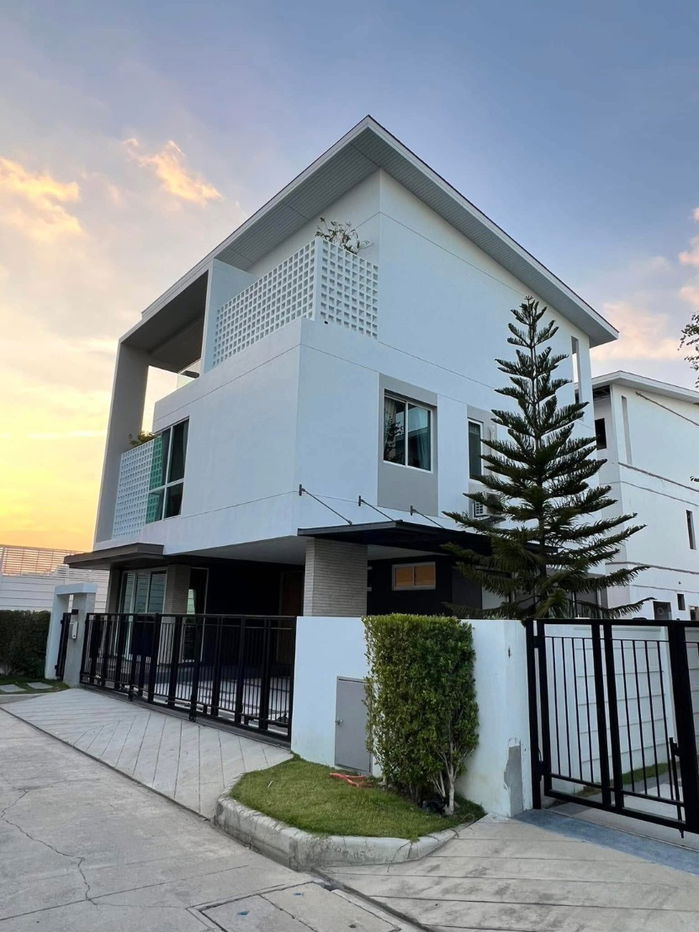 picture Nirvana Absolute Krungthepkreetha - 13/16