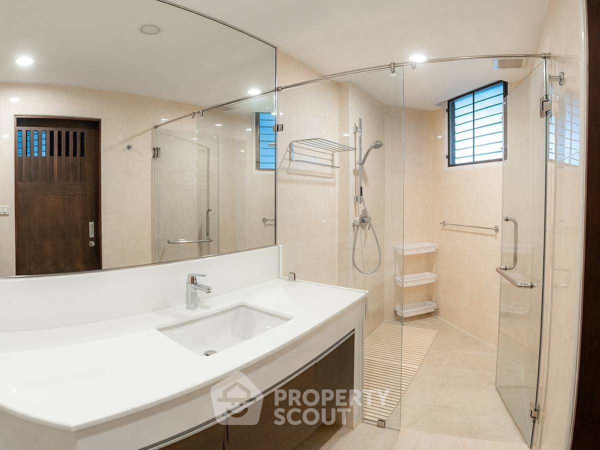 picture 3-BR Condo at Cha-am Beach Club close to Cha-Am Beach (ID 1110924) - 16/27