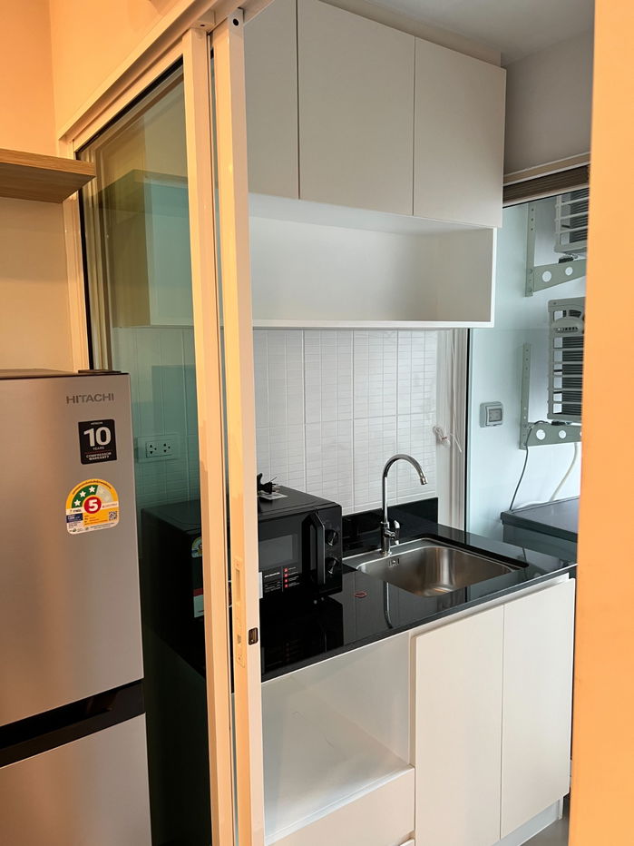 picture Condo For Rent Regent home bangna Fully fernished Lease 10000- - 4/9