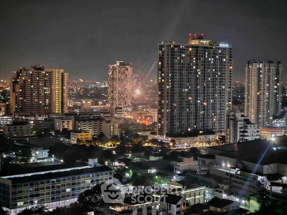 รูป คอนโด 2-ห้องนอน ที่ ไอดีโอ สาทร-ท่าพระ ใกล้ BTS โพธิ์นิมิตร (ID 1899963) - รูปที่ 7/11