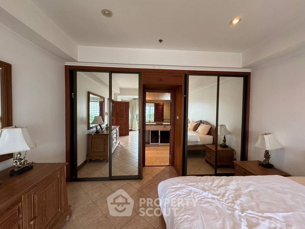 picture 2-BR Condo at View Talay 2 Condominium Jomtien close to Pattaya South (ID 1579609) - 8/26