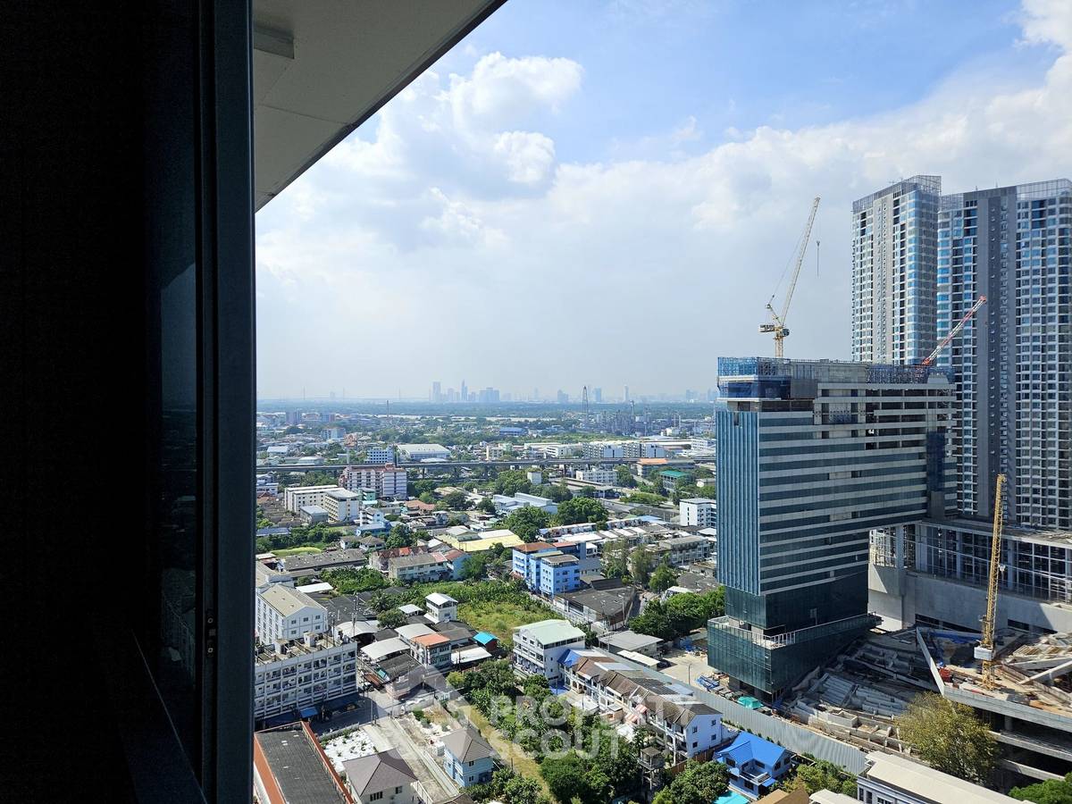 picture 2-BR Condo at Ideo Mobi Sukhumvit 66 near BTS Udom Suk (ID 1947257) - 3/9