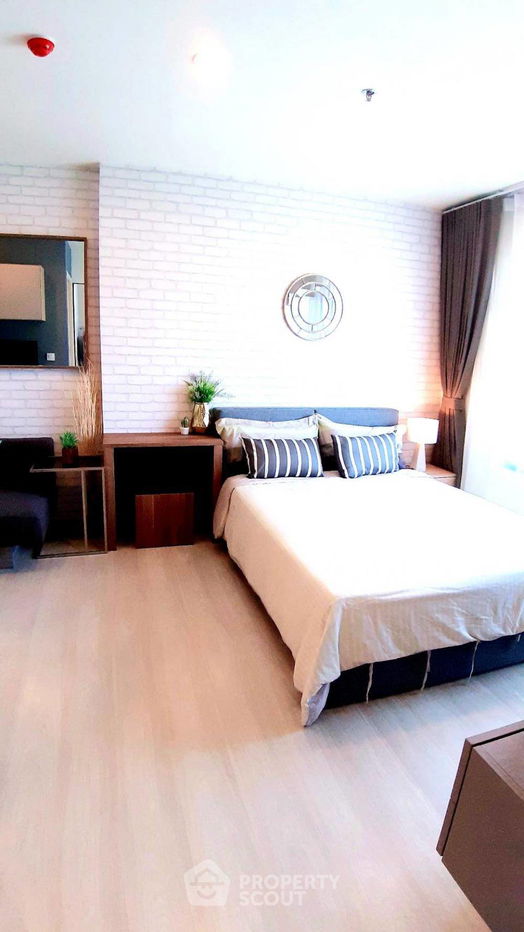 picture 1-BR Condo at Life Asoke near ARL Makkasan (ID 1521521) - 2/9
