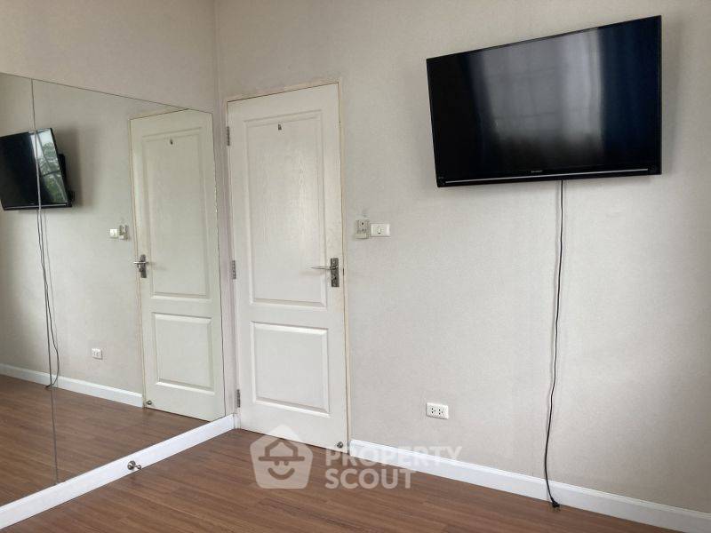 picture 3-BR House at Manthana Ramintra - Wongwean in Khan Na Yao (ID 2150302) - 9/10