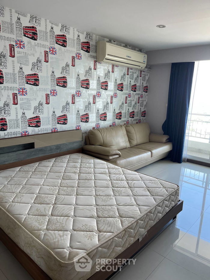 picture Studio Condo at Supalai Prima Riva Rama 3 - Narathiwas in Chong Nonsi (ID 1334667) - 1/8