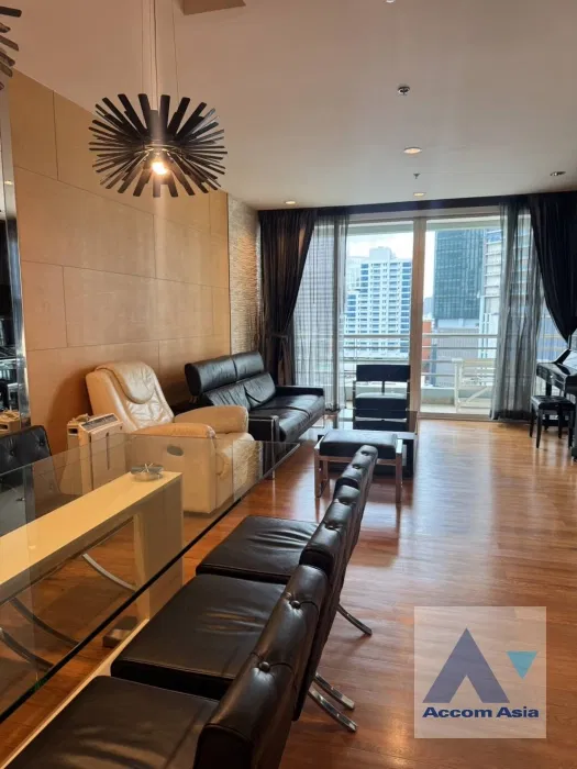 รูป 🔼🔽 AccomA 📩  3 BR Condominium @Royal Saladaeng (AA44226) - รูปที่ 1/11