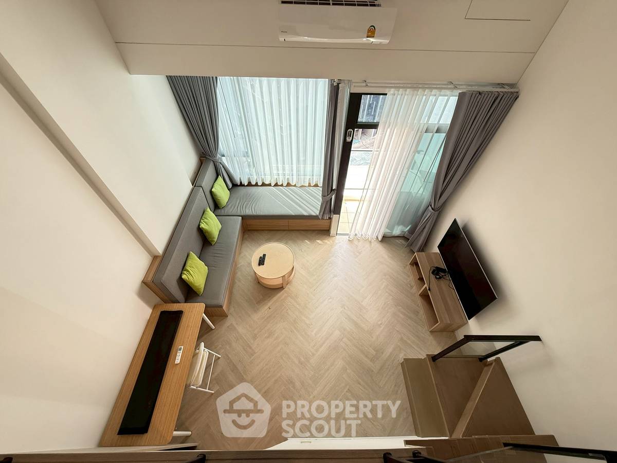 picture 1-BR Condo at Landmark @MRTA Station in Bang Kapi (ID 2281591) - 2/10