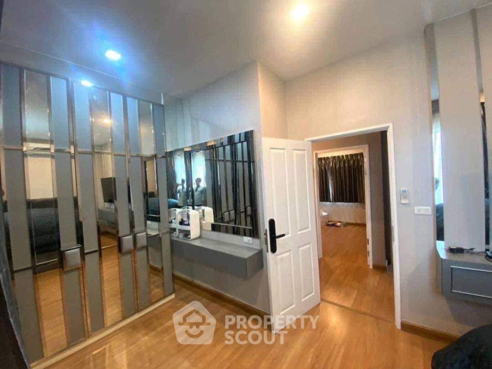 picture 4-BR Townhouse at Golden Town 3 Bangna - Suanluang in Dokmai (ID 2150532) - 7/9