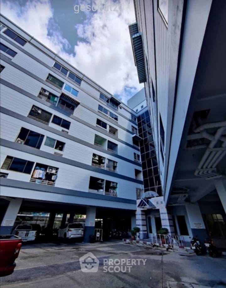 picture 1-BR Condo at Hagone Condotel close to Pattaya South (ID 1156905) - 7/8