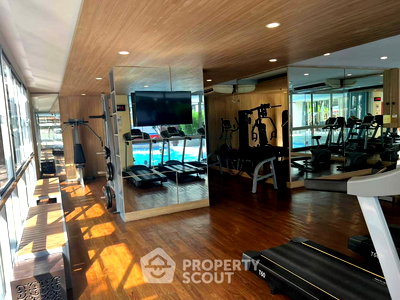 ขายคอนโด : คอนโด 2-ห้องนอน ที่ คอนโด เดอะ กราซ พัทยา ใกล้ พัทยาใต้ (ID 2137028)