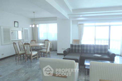คอนโด 3-ห้องนอน ที่ รอยัล คาสเซอร์ สุขุมวิท ใกล้ BTS พร้อมพงษ์ (ID 886654)