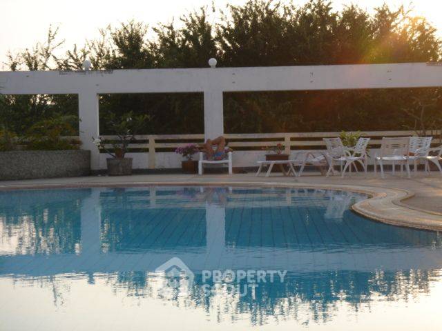 picture 1-BR Condo at Pattaya Condotel Chain Jomtien close to Jomtien Beach (ID 1337465) - 6/14