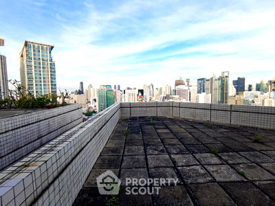 คอนโด ถนนเพลินจิต : คอนโด 3-ห้องนอน ที่ ออลซีซั่น แมนชั่น คอนโดมิเนียม ใกล้ BTS เพลินจิต (ID 1938340)