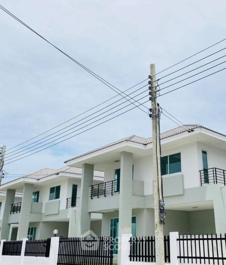 รูป บ้าน 3-ห้องนอน ที่ แพลทฟอร์ม ออคิด พาร์ค ใน บางเสาธง (ID 2147319) - รูปที่ 2/8
