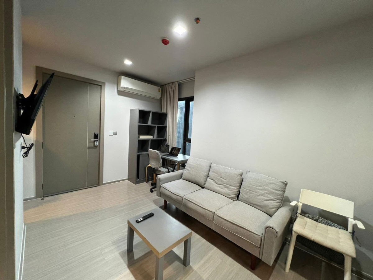 picture MN1820 Life Asoke Rama 9 Full Furnitured and electrical - 4/12