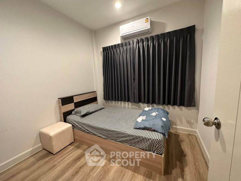 picture 4-BR Townhouse at Verve Petchkasem 81 in Nong Khang Phlu (ID 2150518) - 3/9