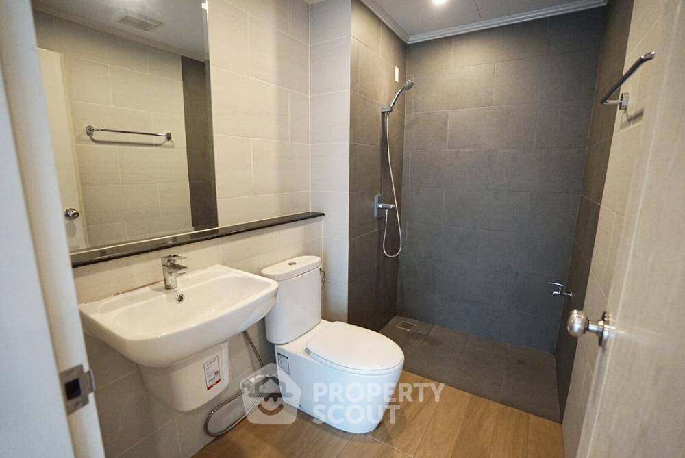 picture 3-BR Townhouse in Khlong Chan (ID 1275250) - 14/17