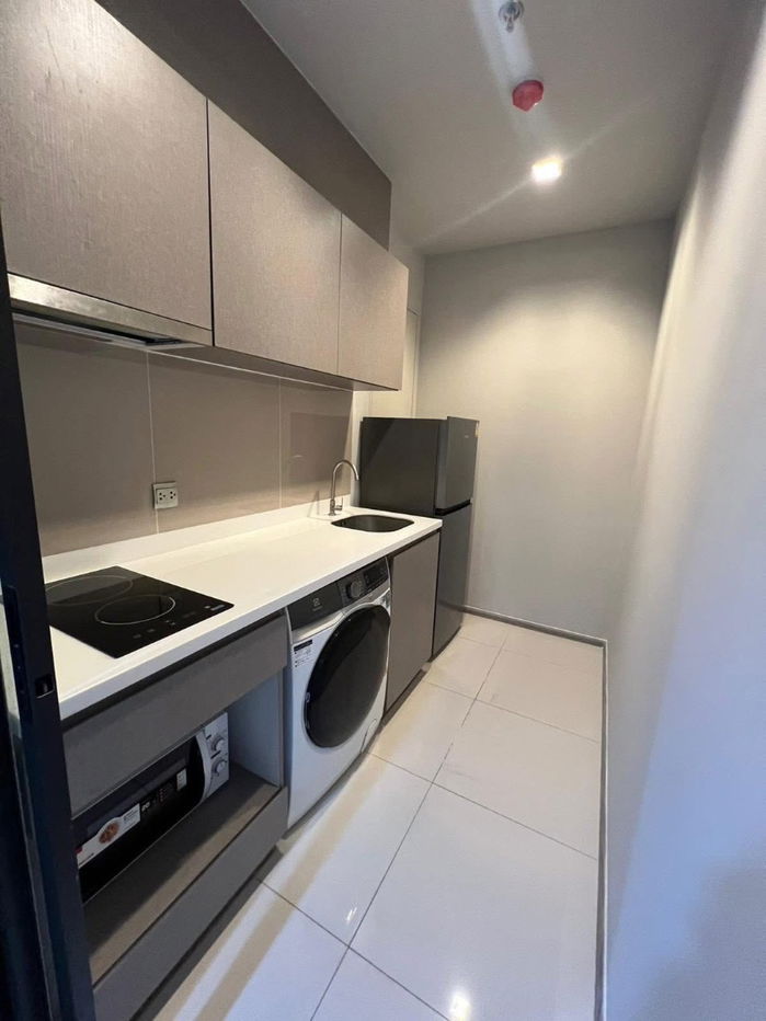picture MN1820 Life Asoke Rama 9 Full Furnitured and electrical - 11/12