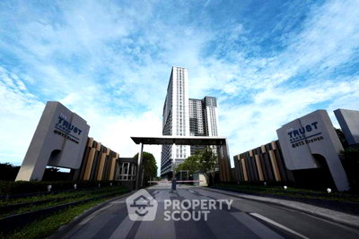Condos for rent : 20th-Floor 1-BR | The Trust Condo @ BTS Erawan | BTS Royal Thai Naval Academy (ID 828555)
