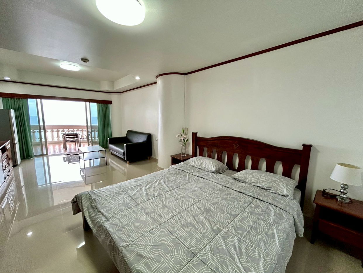 picture Studio Condominium @ Sky Beach - 4/19