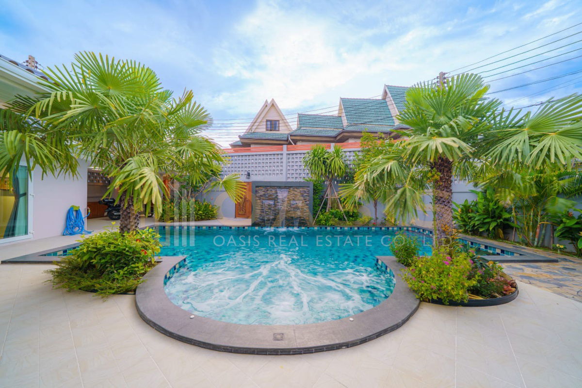รูป บ้านสมัยใหม่พร้อมสระว่ายน้ำส่วนตัว ขนาด 556 ตารางเมตร - ปรับปรุงใหม่ทั้งหมดปี 2025 - รูปที่ 1/21