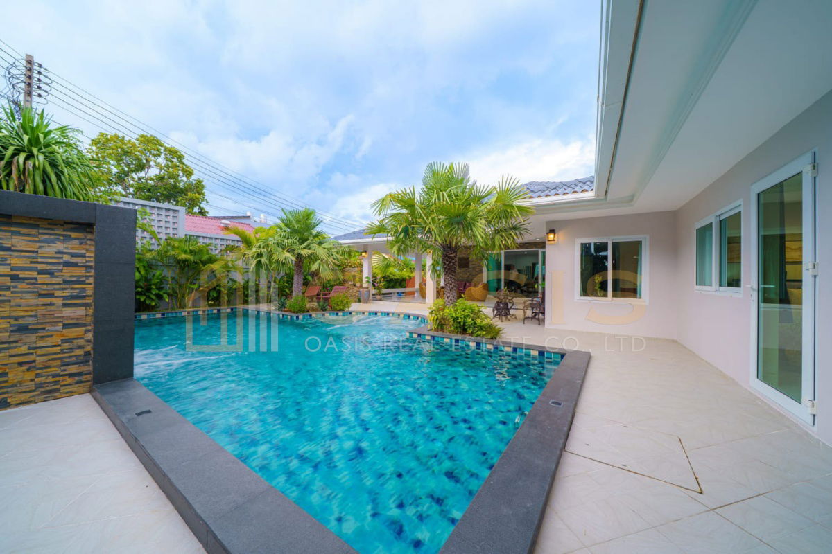 รูป บ้านสมัยใหม่พร้อมสระว่ายน้ำส่วนตัว ขนาด 556 ตารางเมตร - ปรับปรุงใหม่ทั้งหมดปี 2025 - รูปที่ 2/21