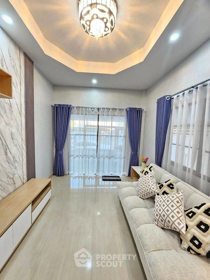 picture 2-BR House at Chokchai Village 2 close to East Pattaya (ID 2135138) - 3/16