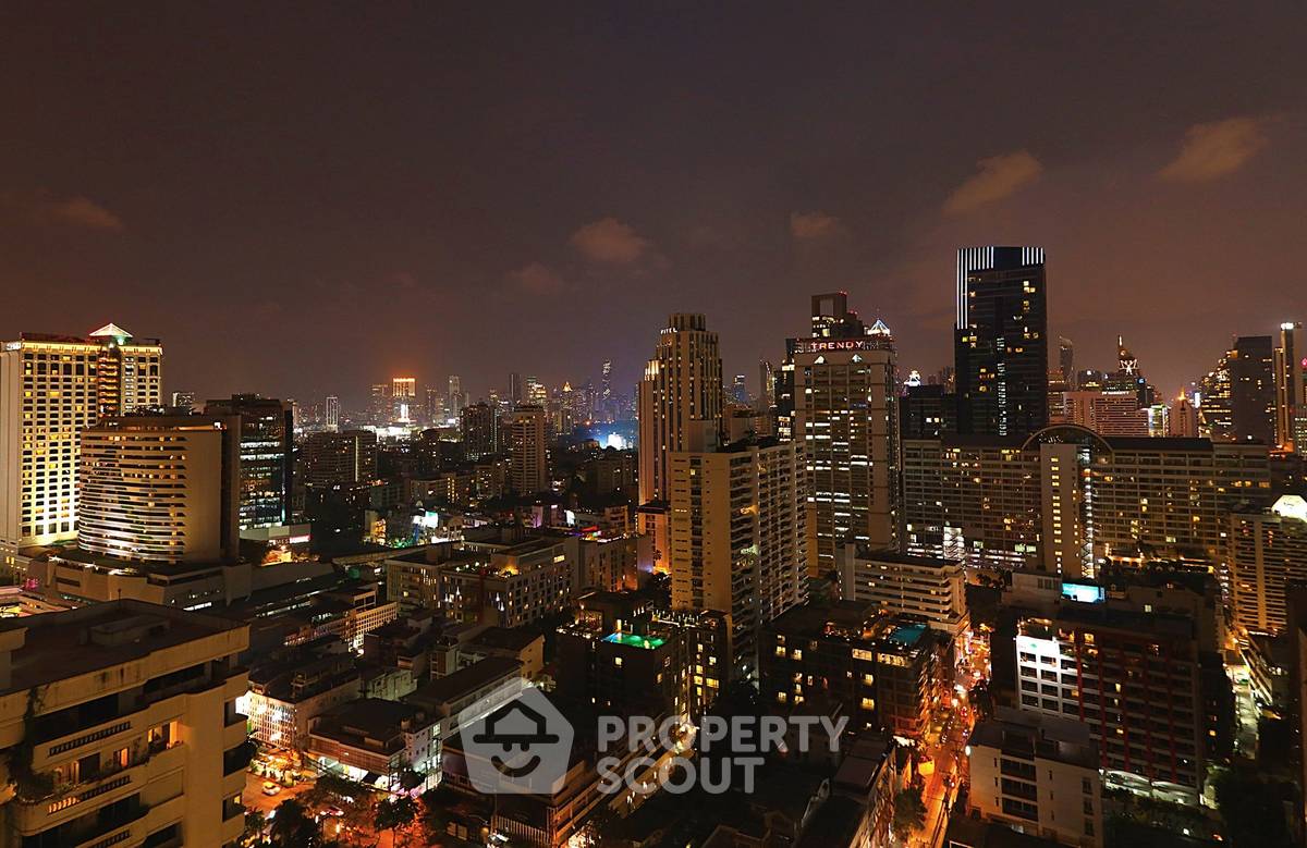 picture 4-BR Condo at The Master Centrium Asoke-Sukhumvit near MRT Sukhumvit (ID 1300422) - 11/25