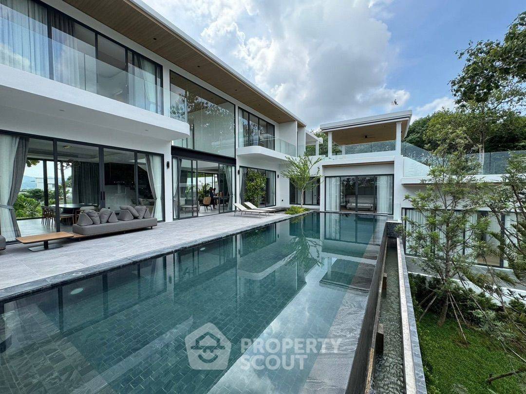 รูป วิลล่า 5-ห้องนอน ที่ เดอะ เมนารา ลักชัวรี ใน ศรีสุนทร (ID 2161801) - รูปที่ 1/9