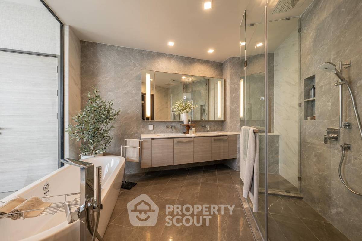 picture 1-BR Condo at The Crest Park Residences near MRT Phahon Yothin (ID 1491255) - 5/7