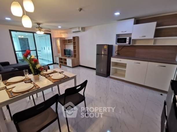 picture 1-BR Condo at I.T.F. Silom Palace Condominium near BTS Chong Nonsi (ID 1501152) - 1/5