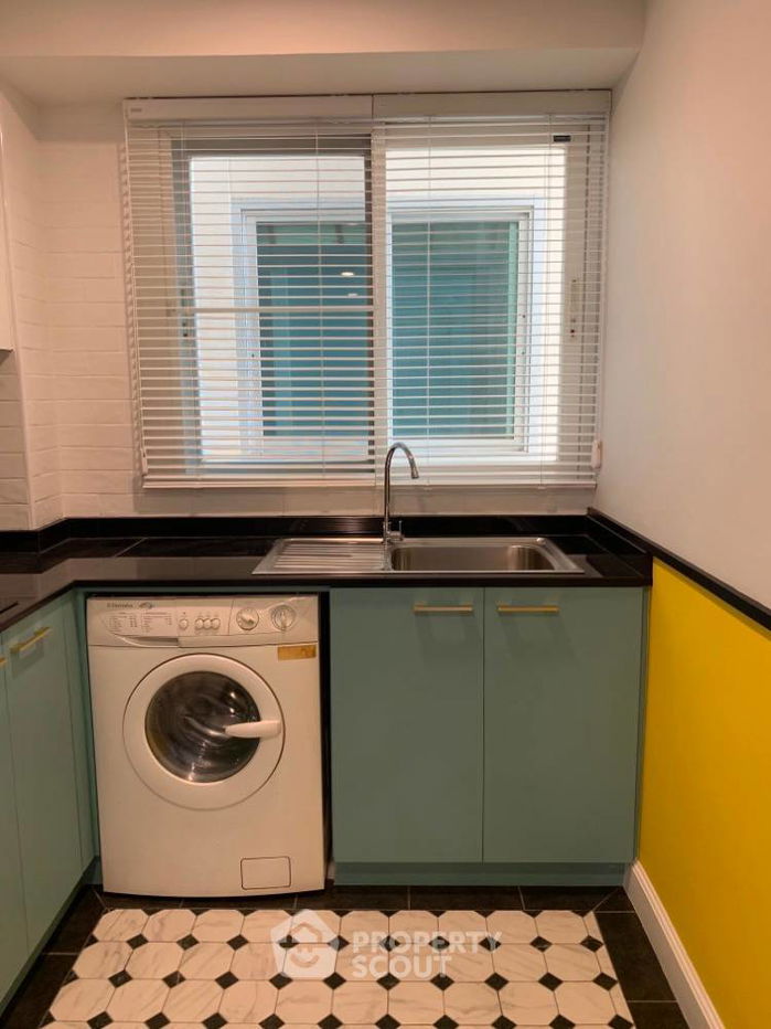 picture 1-BR Condo at 49 Plus near BTS Phrom Phong (ID 594924) - 5/10