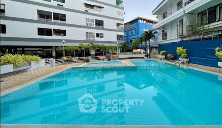picture 1-BR Condo at Hagone Condotel close to Pattaya South (ID 1156905) - 1/8