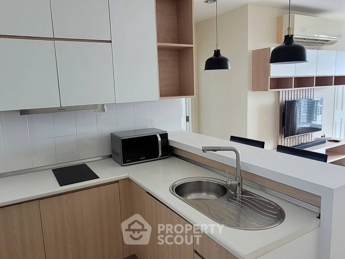 picture 2-BR Condo at Life @ Ladprao 18 near MRT Lat Phrao (ID 1589907) - 5/11