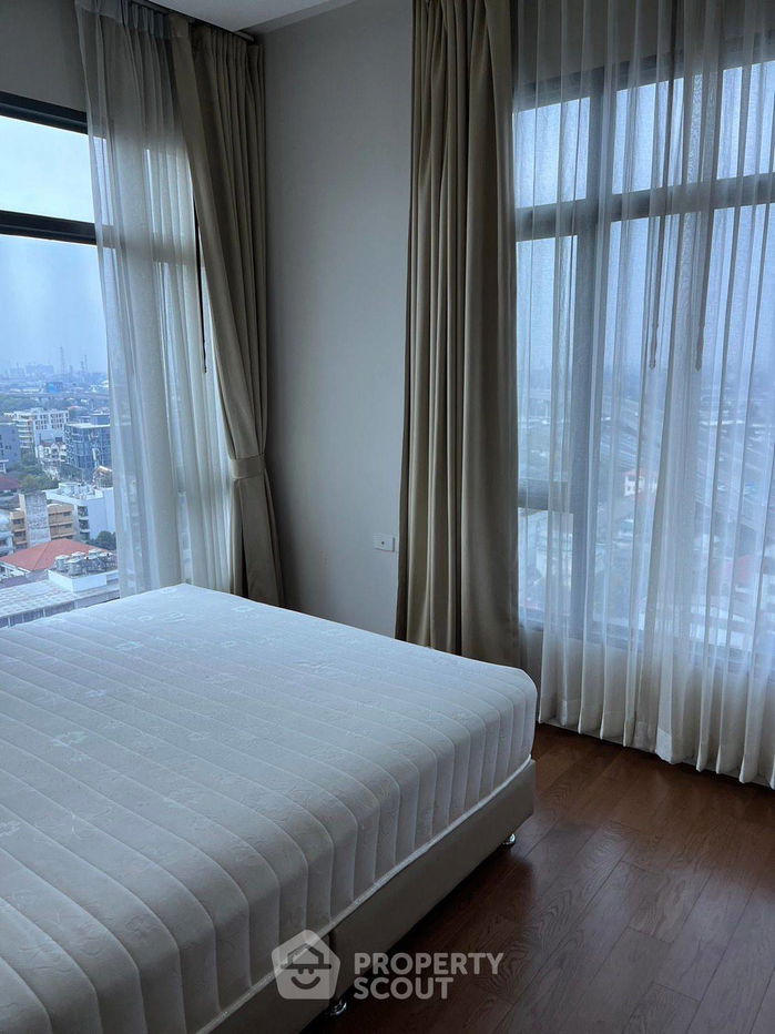 picture 3-BR Condo at Mayfair Place Sukhumvit 50 near BTS On Nut (ID 1390467) - 3/11