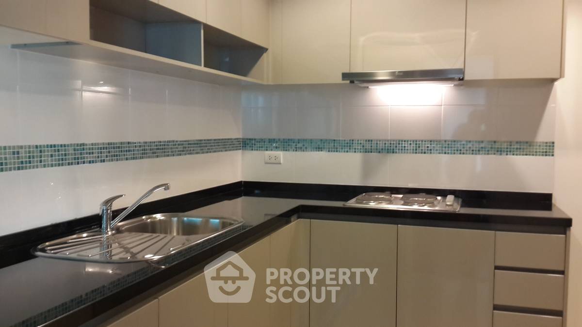picture 3-BR Condo at Belle Grand Rama 9 near MRT Phra Ram 9 (ID 513253) - 2/7