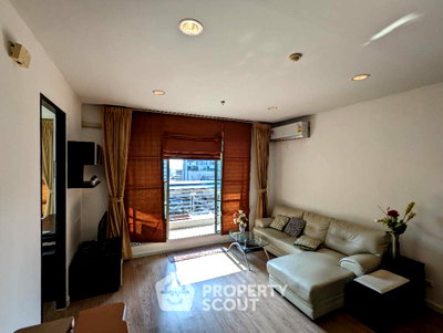 Condos for sale : 1-BR Condo at Baan Klang Krung Siam-Pathumwan Condominium near BTS Ratchathewi (ID 1812341)