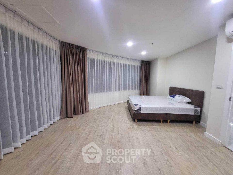 picture 4-BR Condo at Moon Tower Condominium near BTS Thong Lor (ID 1234475) - 7/14