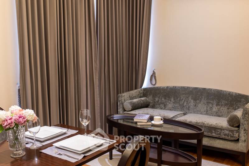 picture 2-BR Condo at H Sukhumvit 43 near BTS Phrom Phong (ID 390221) - 2/12