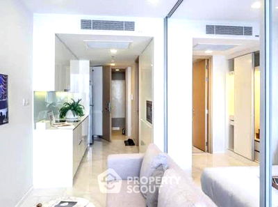 Condos for sale : 1-BR Condo at Hyde Sukhumvit 11 near BTS Nana (ID 1385686)